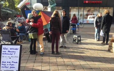 Was verbindet uns Menschen miteinander?